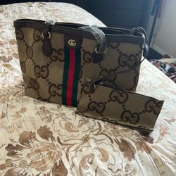 Purse 