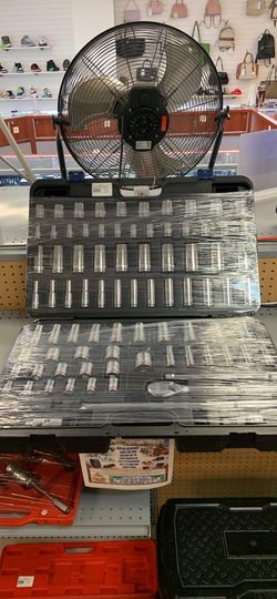 Quinn Socket Set
