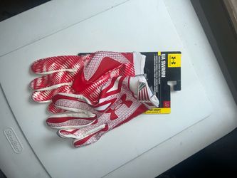 Under Amour  Football gloves