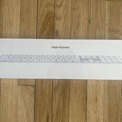 Apple Magic Keyboard with Numeric pad