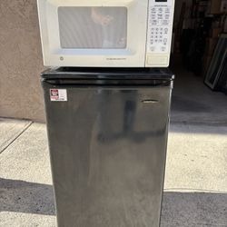 Refrigerator & Microwave 