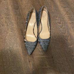 Size 8 Vince Camuto High Heels 