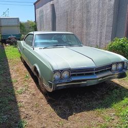 2 Door 1966 Oldsmobile Delta 88 Holiday Special 
