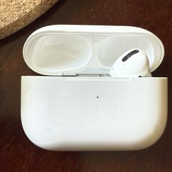 Apple AirPods 