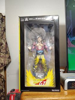 Son Goku Ssj4