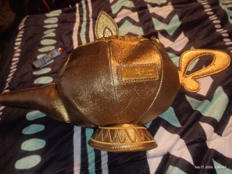 Disney Loungefly Stitch Shoppe Aladdin Genie Lamp Crossbody Bag