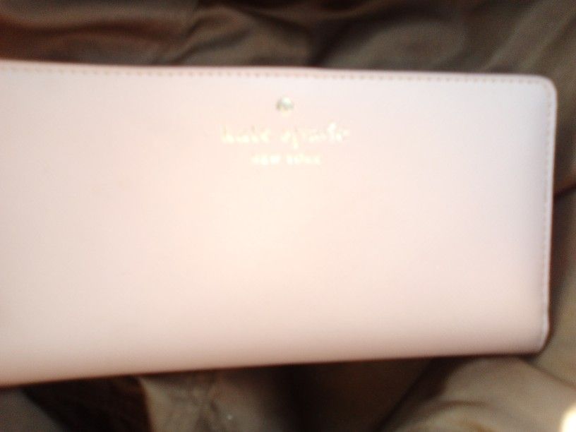 KATE SPADE LEATHER WALLET