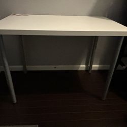 Table/Desk