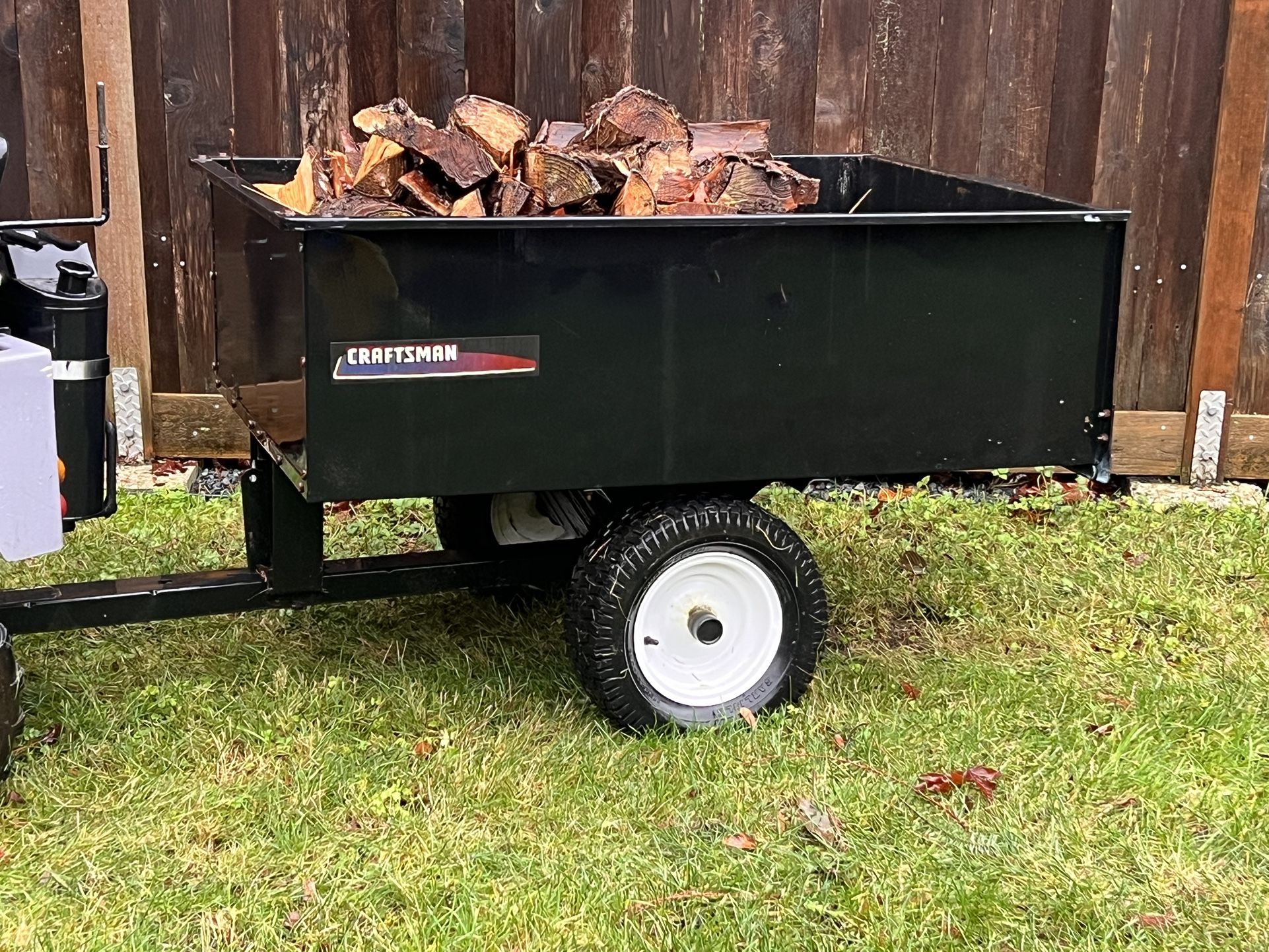 Craftsman Tow Behind 17cf Dump Trailer Heavy Duty Capacity