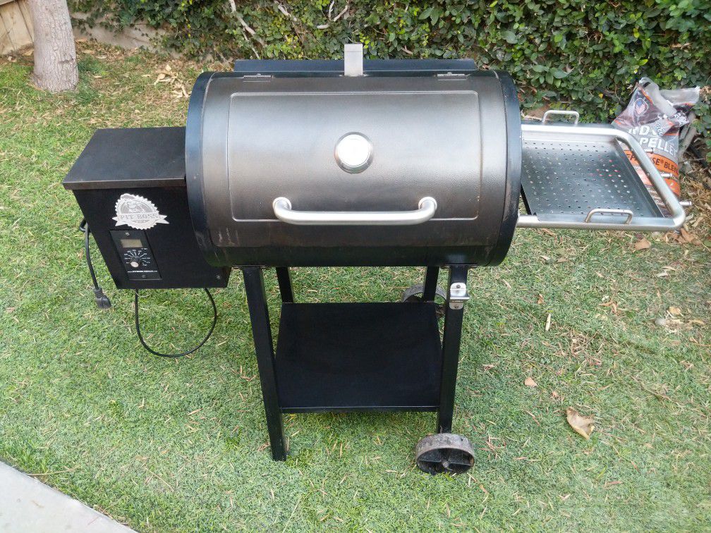 Pit Boss 440D Wood Pellet Grill BBQ outdoor smoke