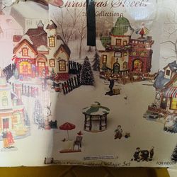Christmas village Set For Sale