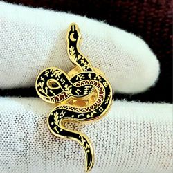 Gold Snake Art Hot Pin