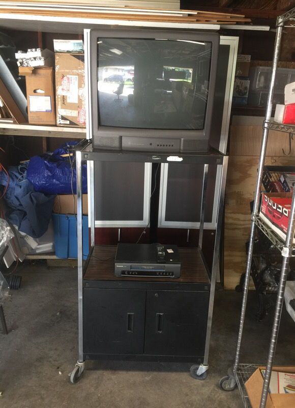 Tv-VCR with Cart and Movies