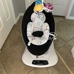 4moms MamaRoo Multi-Motion Baby Swing, Bluetooth Enabled with 5 Unique Motions, Grey