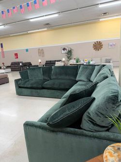 Cloud Sectional Couch Feather Filled Color Options Fast Delivery Only $39 Down Payment 👉 PLEASE ASK FOR JON GREEN WHEN YOU ARRIVE!