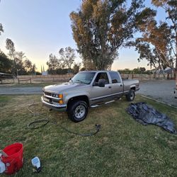 2000 Chevrolet C/K 2500