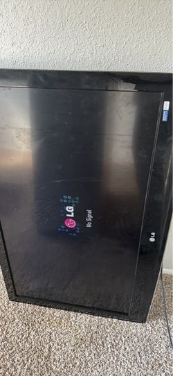 LG Flat Screen TV