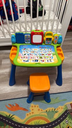 Toddler desk