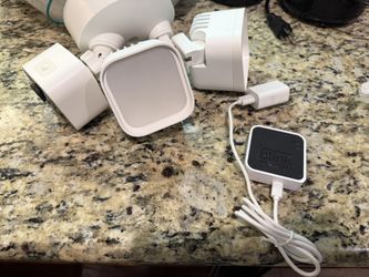 Blink Floodlight + Sync Module 2