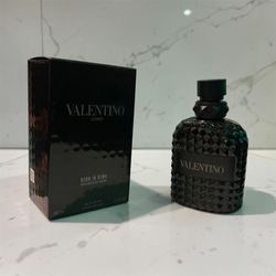 Valentino born in roma rockstud noir
