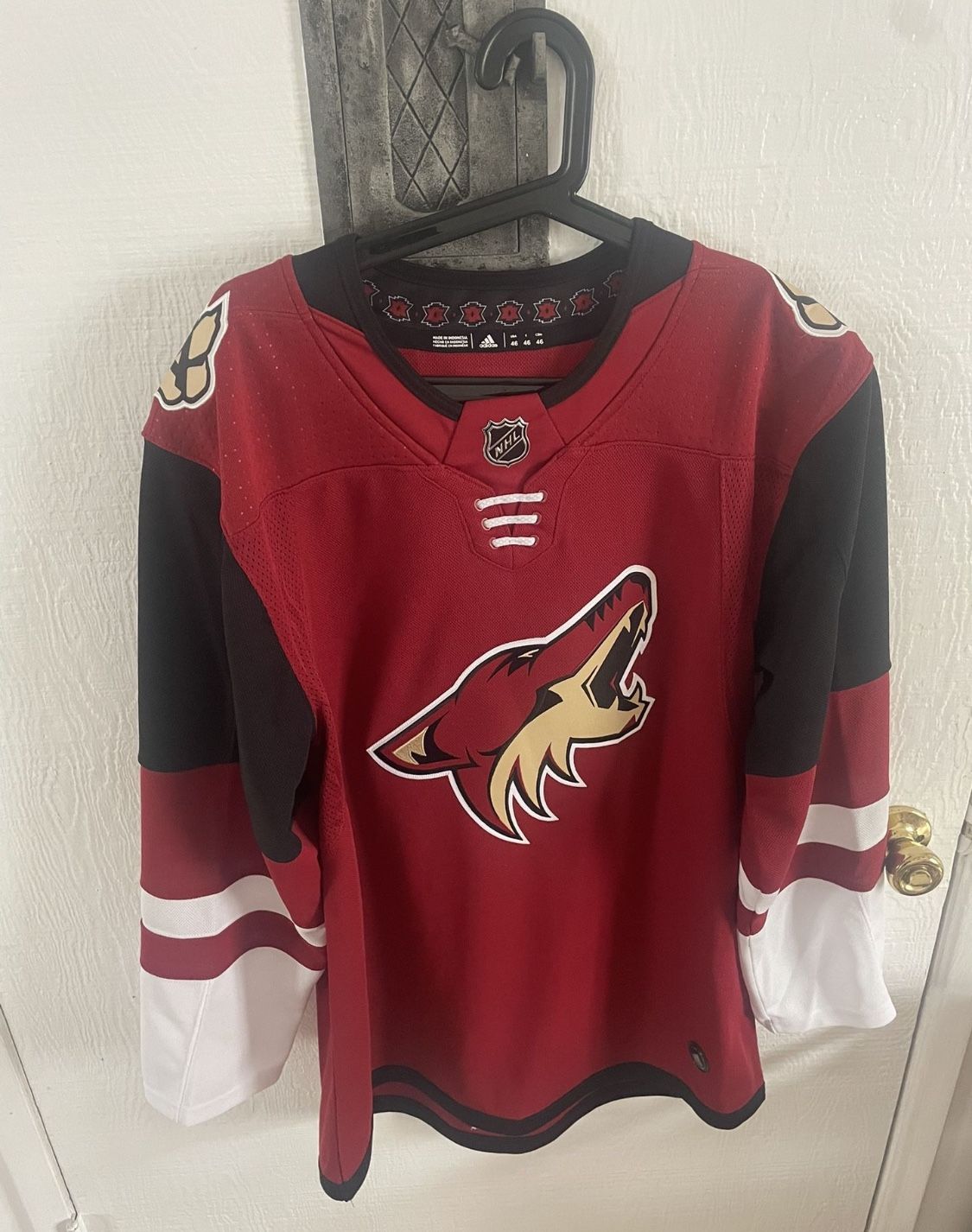 Arizona Coyotes Jersey Adidas Size 46 Brand New Without Tags NHL