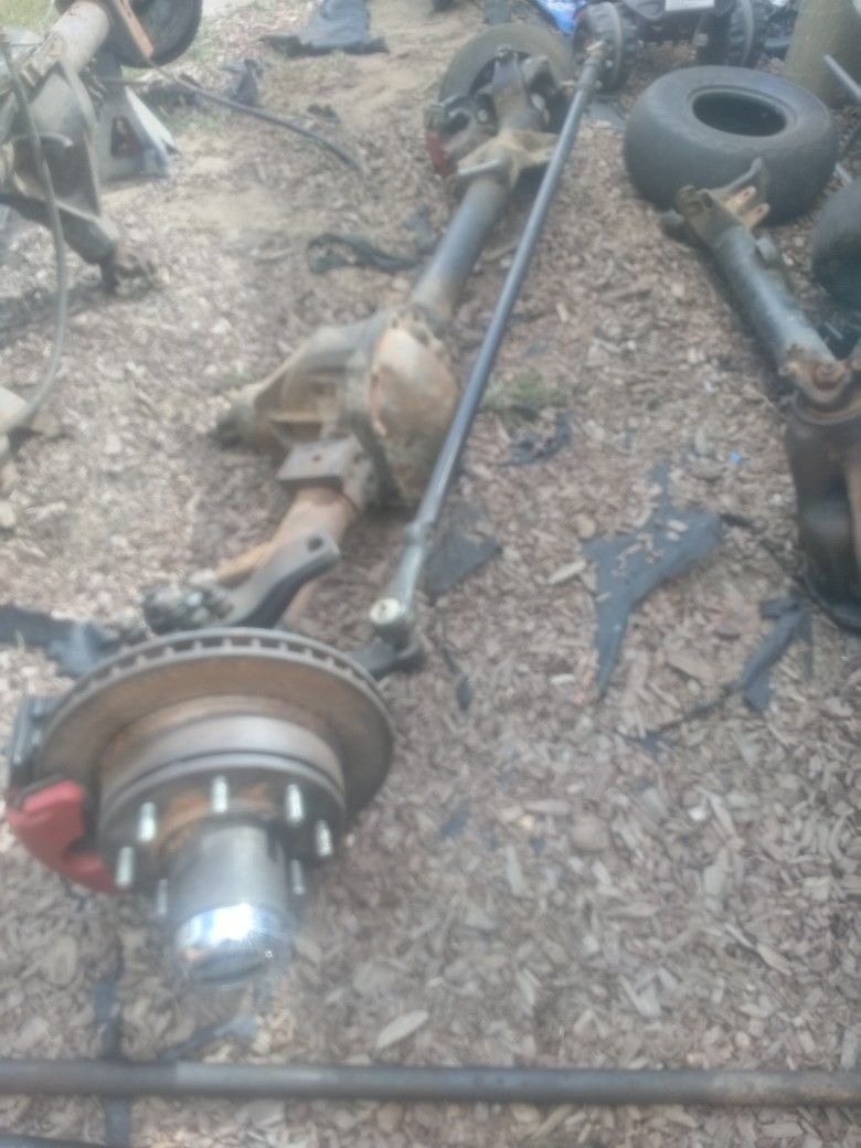 GM Dana 44 Straight Axle 8 Lug