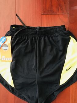 NWT Nike Women’s DRI-FIT Running Shorts Size S
