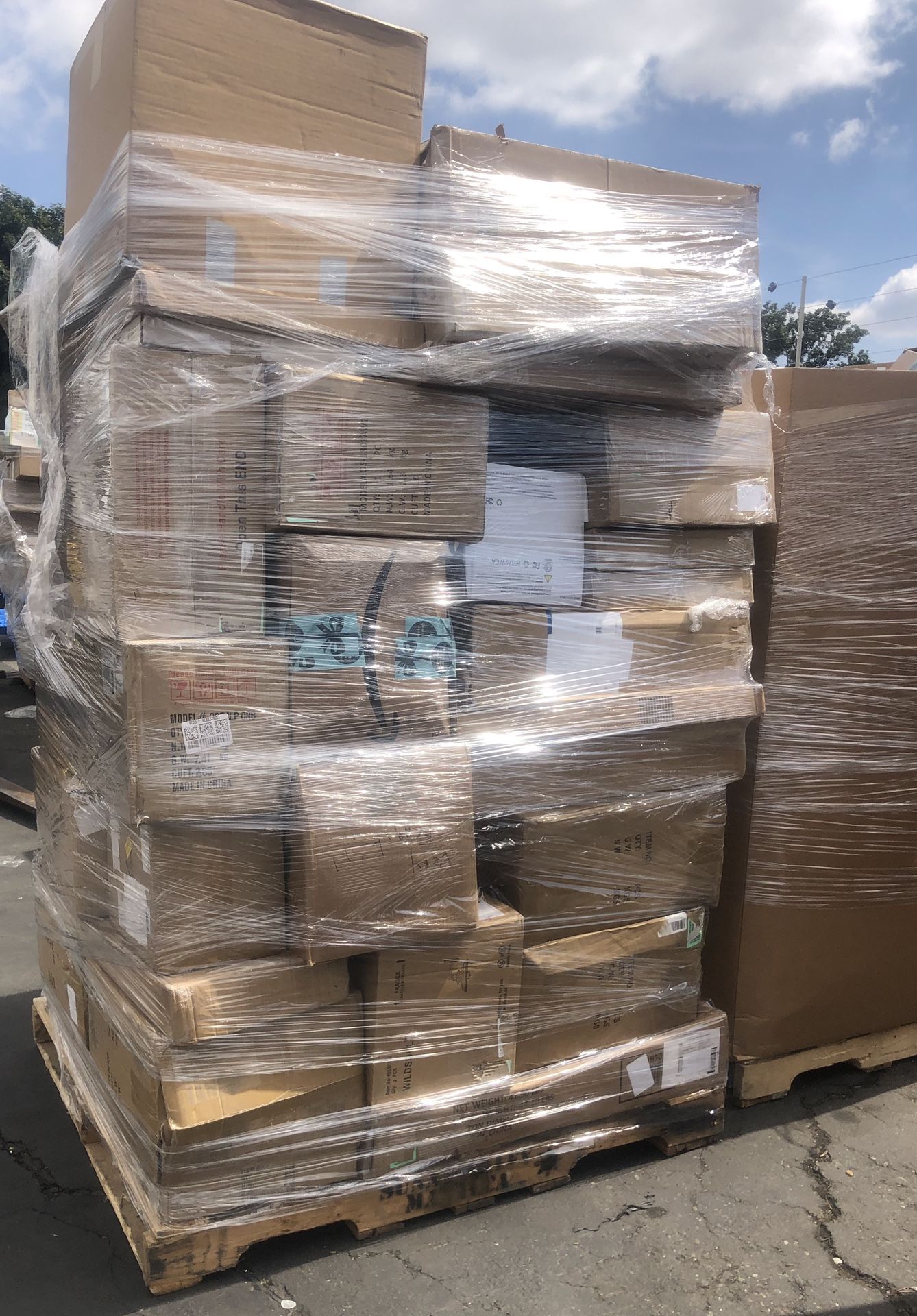 Amazon Pallets today at 6pm