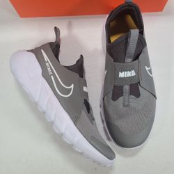 Nike Flex Runner 2 (GS) Flat Pewter Gray White Medium Ash Sneaker Women Size 8.5