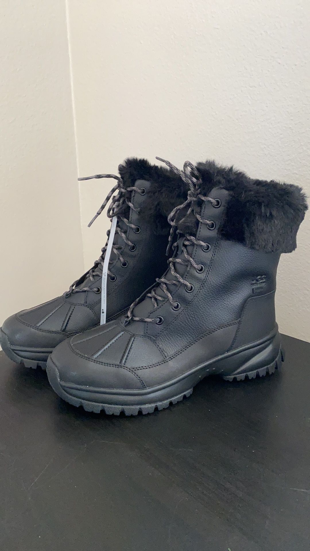 Ugg Waterproof Boots 