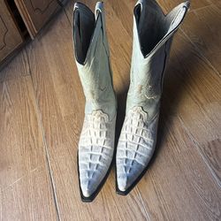 White Crocodile Boot