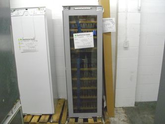 WOW....BEAUTIFUL !! LIEBHERR 24" PANEL READY WINE CHILLER