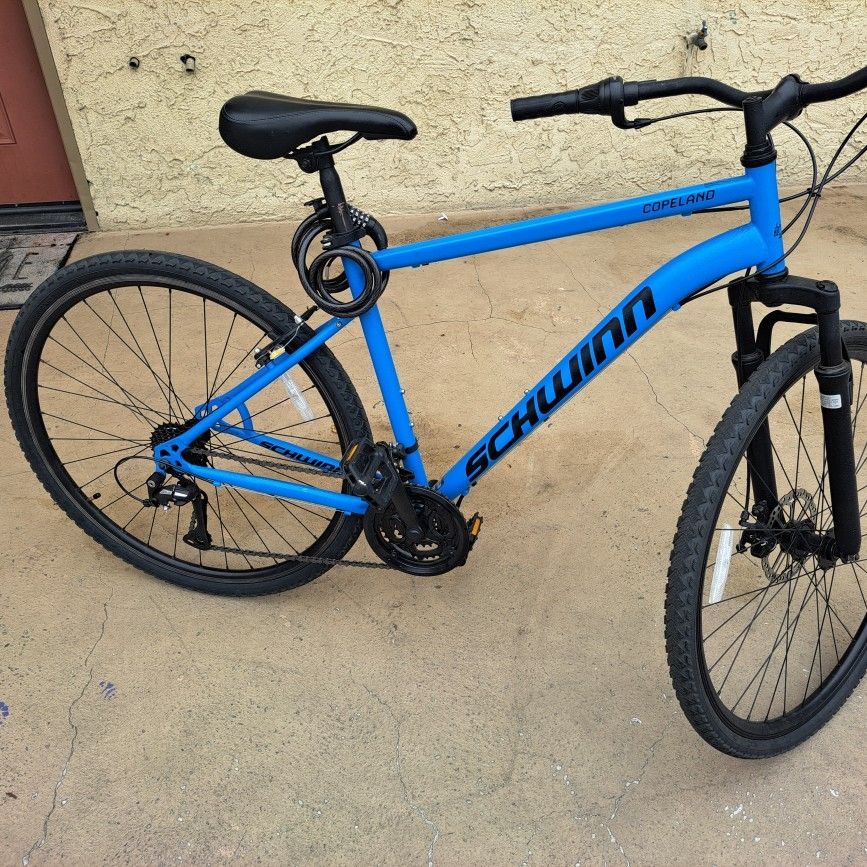 Schwinn 700c Copeland Hybrid Bike Blue 21 speeds for Sale in