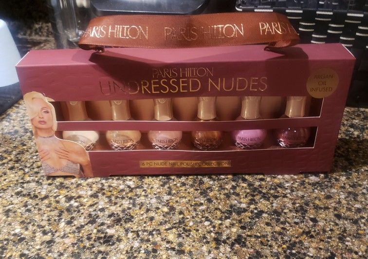 Paris Hilton 6 Piece Nail Polish Set