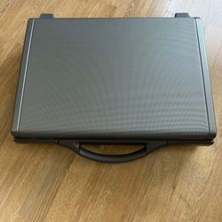 Samsonite Quantum Focus 3 hard case, vintage style from 1989