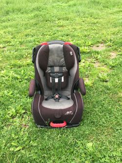 3 n1 car seat 5-100 lbs rear and forward facing