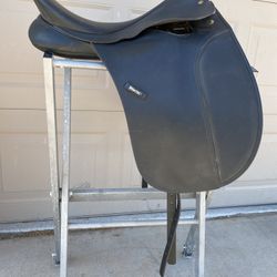 Wintec Dressage Saddle
