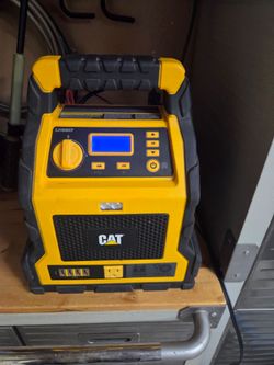 CAT CJ1000DCP Jump Starter Power Station
