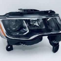 2017-2019 JEEP GRAND CHEROKEE RIGHT PASSENGER SIDE HEADLIGHT HALOGEN OEM CHROME