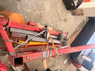 Heavy Duty Red Engine Hoist / Cherry Picker