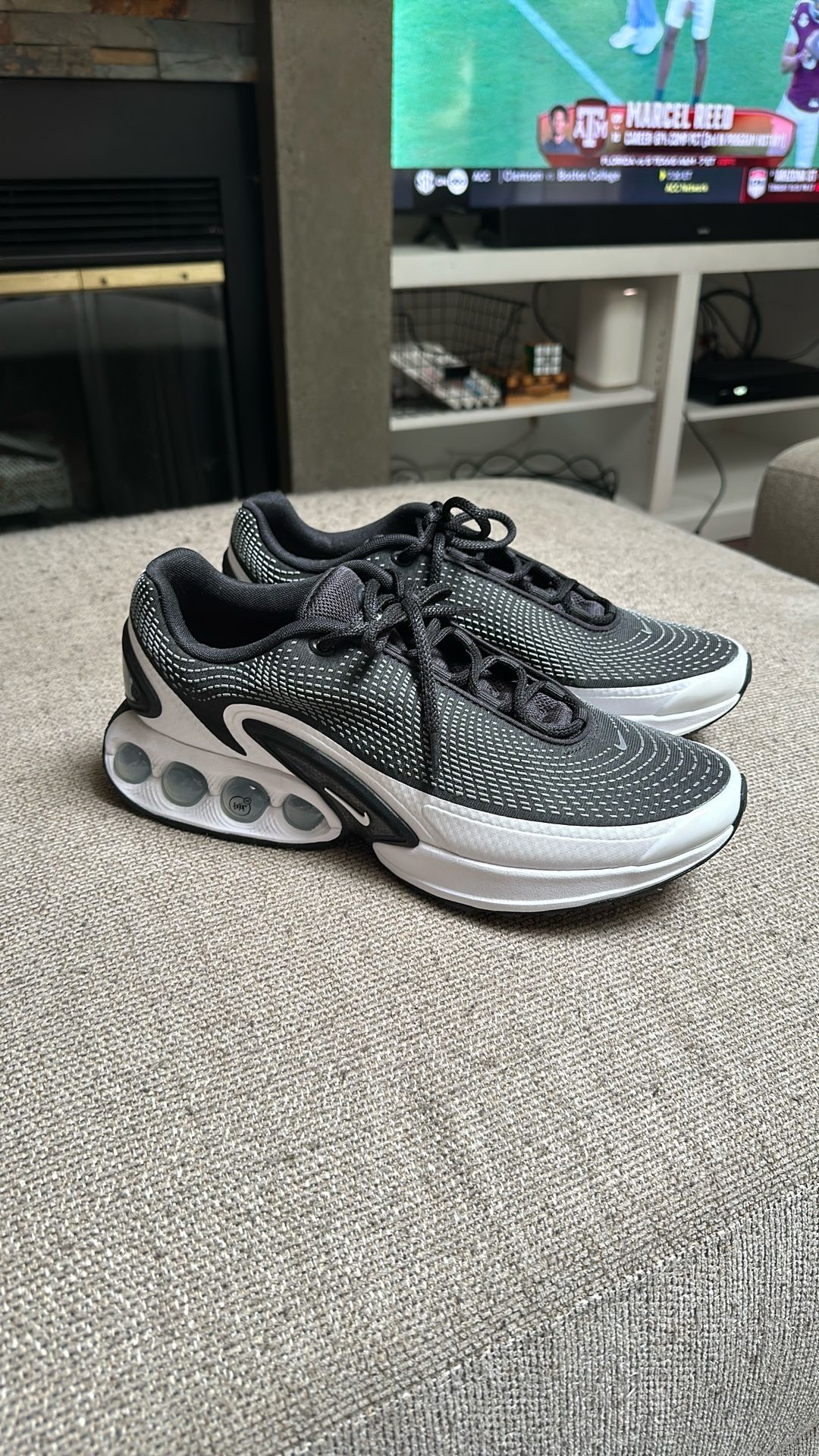 Nike Air Max DN Size 11 New