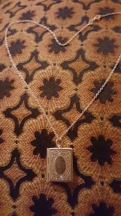 Wholesale price book pendant and 18 inches necklace