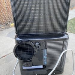 Toshiba Portable Air Conditioner Black