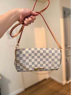 lV crossbody