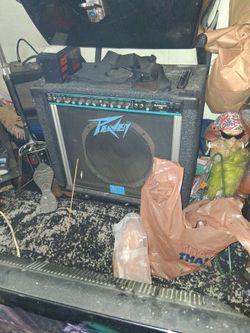 Peavey bandit electrical guitar amp