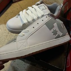 DC shoe