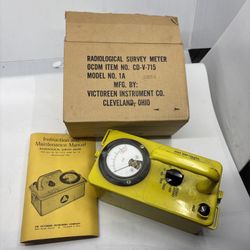 Victoreen CDV-715 Radiological Survey Meter Vintage Model No. 1A w manuals.