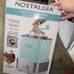 Ice Cream Maker 