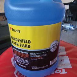 Windshield Wash Fluid By Love's and Peak 1 Gallon 