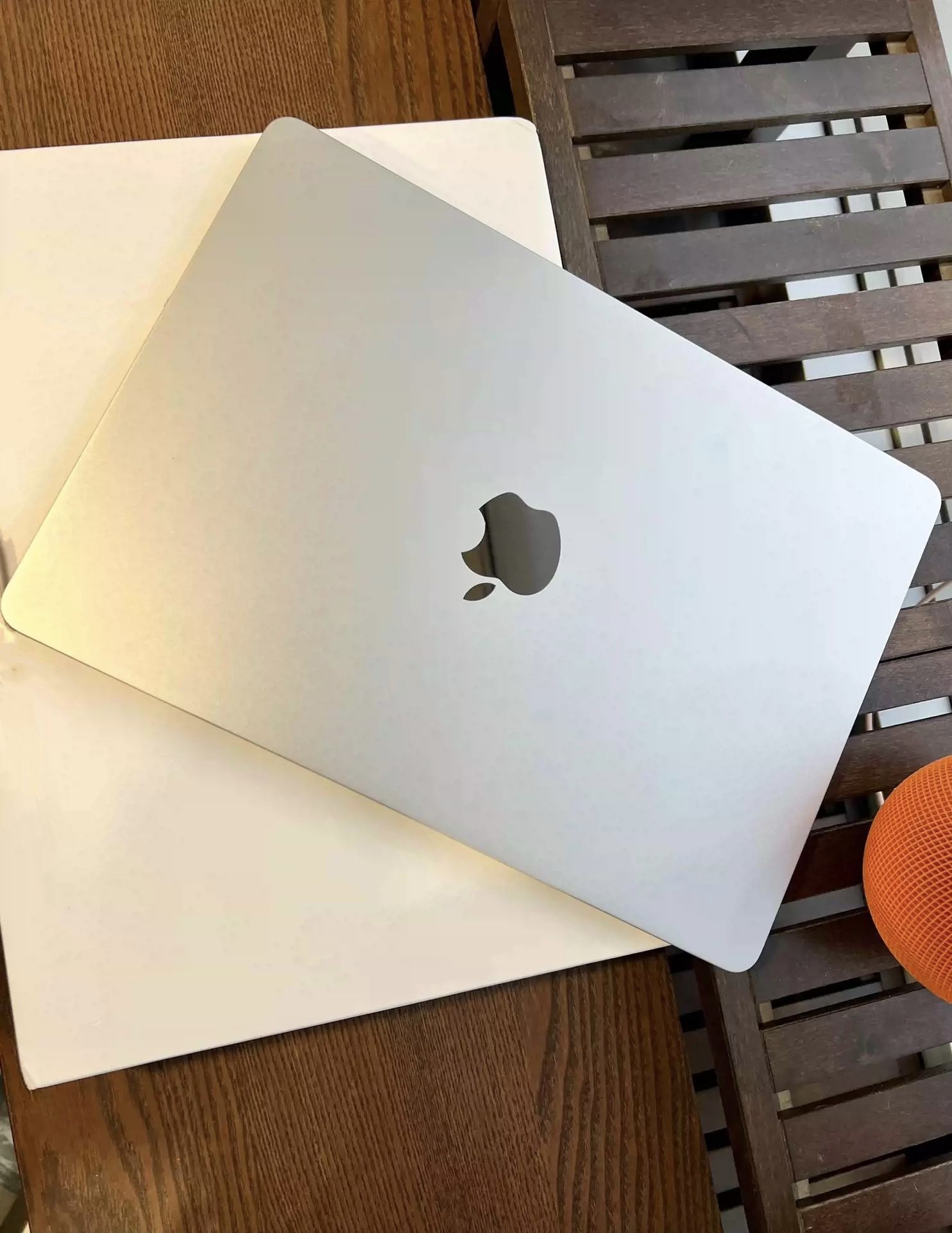 2025 Open Box MacBook Air M4 13.6" - 16GB Memory - 256GB SSD Apple Warranty
